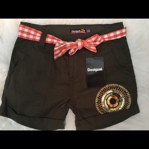 Girl’s Desigual belted short.  Size 9/10